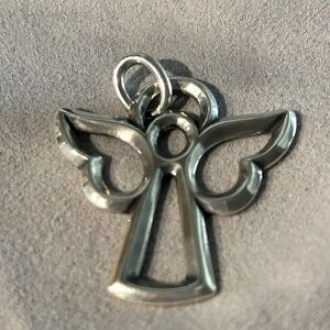 James Avery’s retired pendant